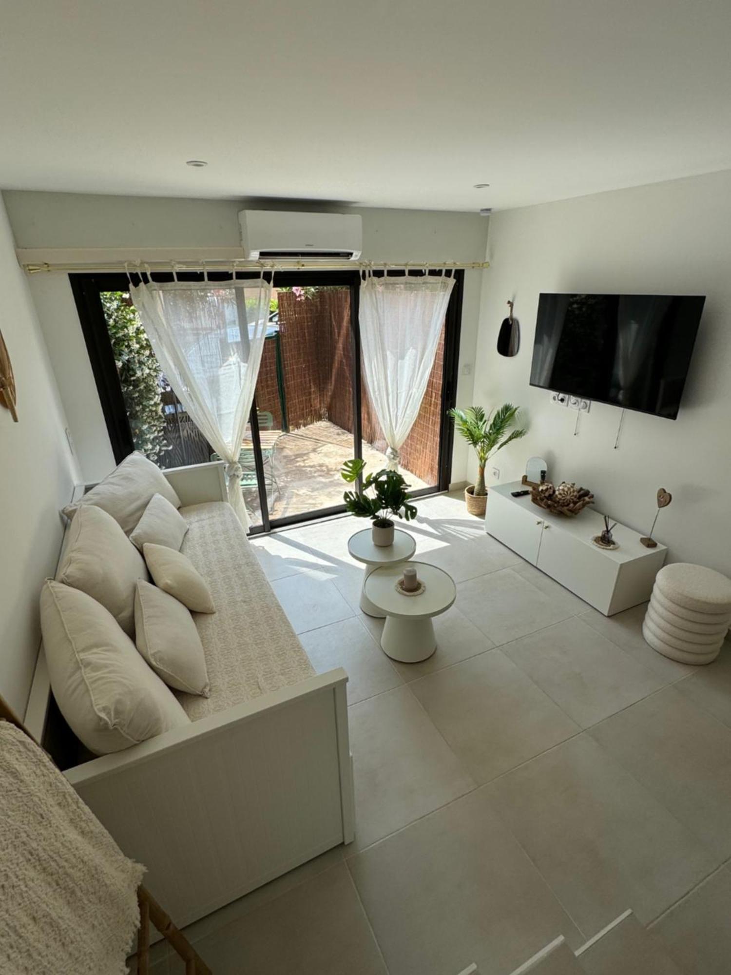 Apartmán Chez Timmaflo Fréjus Exteriér fotografie