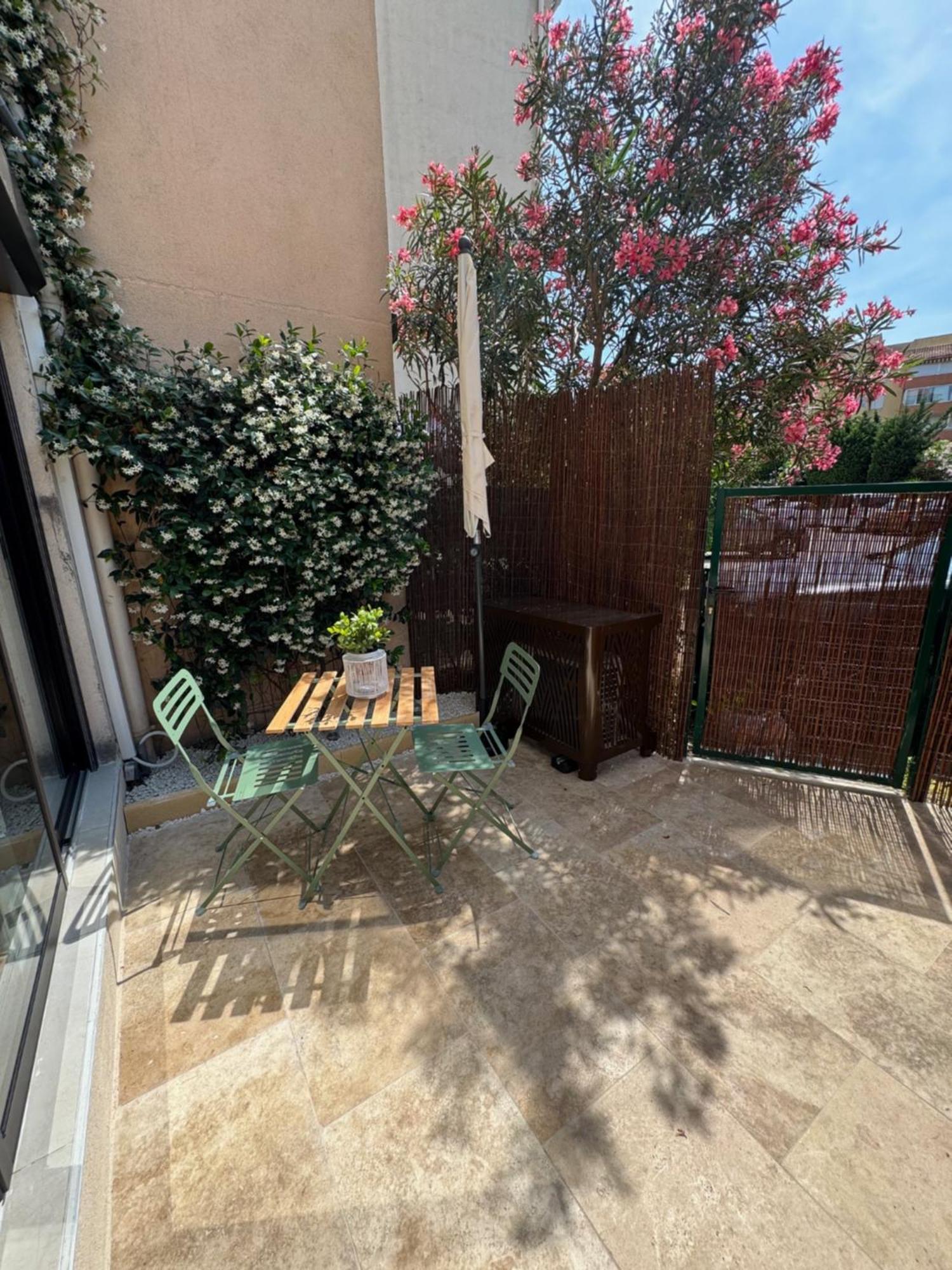 Apartmán Chez Timmaflo Fréjus Exteriér fotografie
