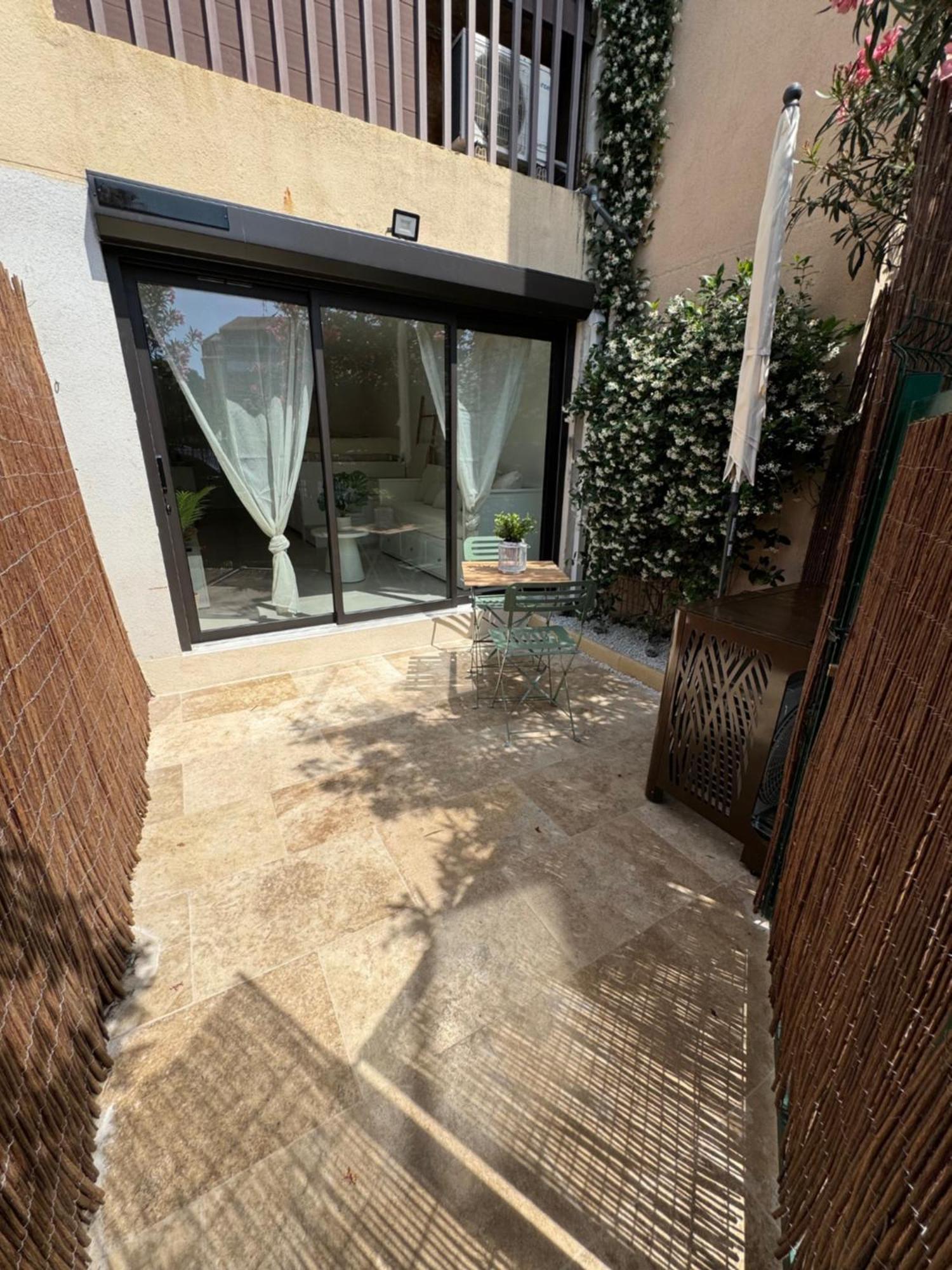 Apartmán Chez Timmaflo Fréjus Exteriér fotografie